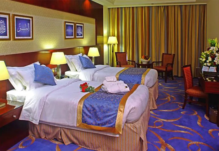 2 single bed's room