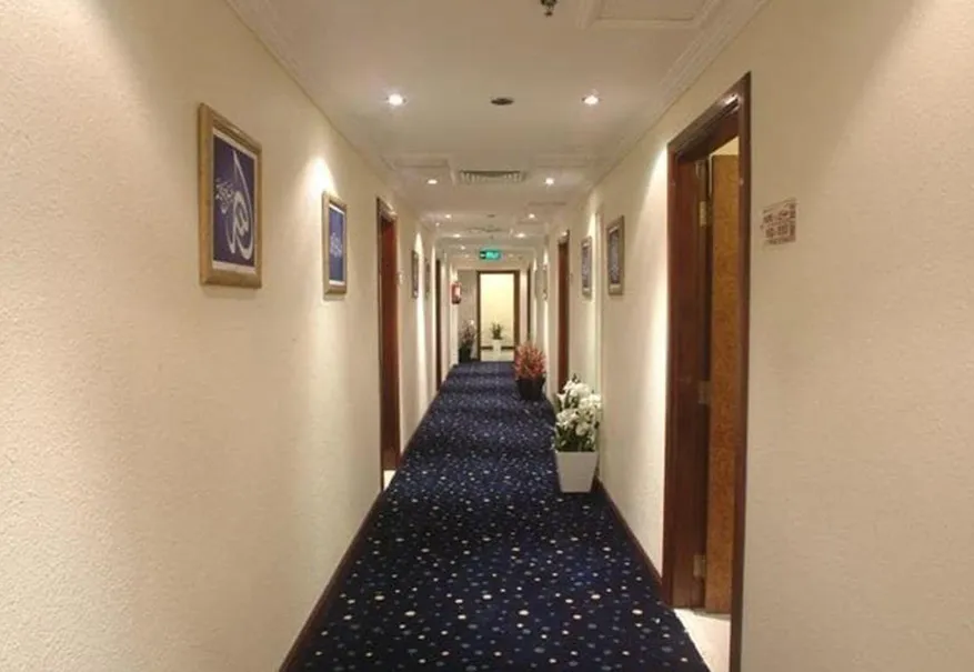 4 Single Bed room 