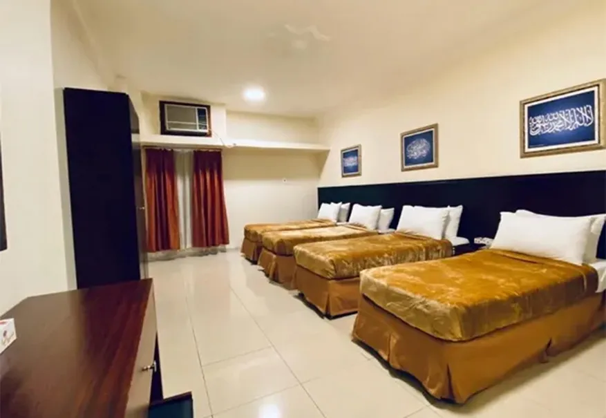 Hotel with 3 Beds