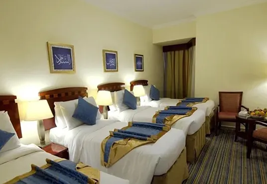 4 Single bed in the room