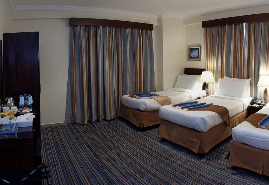 /media/umrah-images/3-single-bedroom.webp