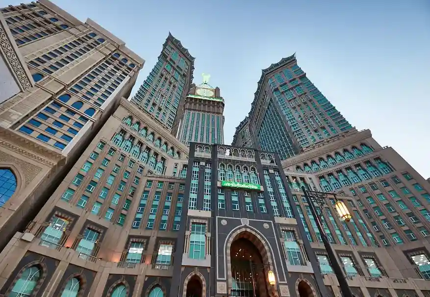 /media/umrah-images/abraj-al-bait.webp