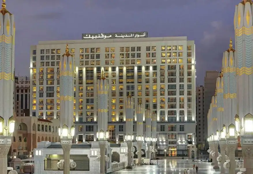 /media/umrah-images/anwar-al-madinah-hotel%20%282%29.webp