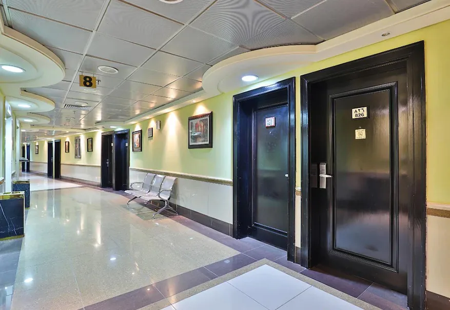 /media/umrah-images/corridor%20%283%29.webp