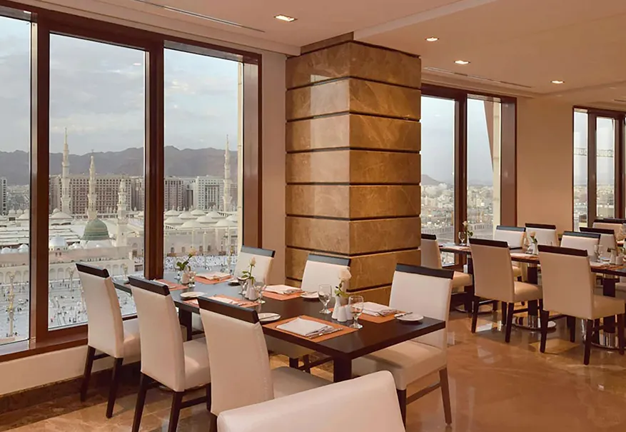 /media/umrah-images/dining-area.webp