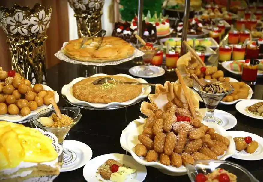 /media/umrah-images/food-items.webp