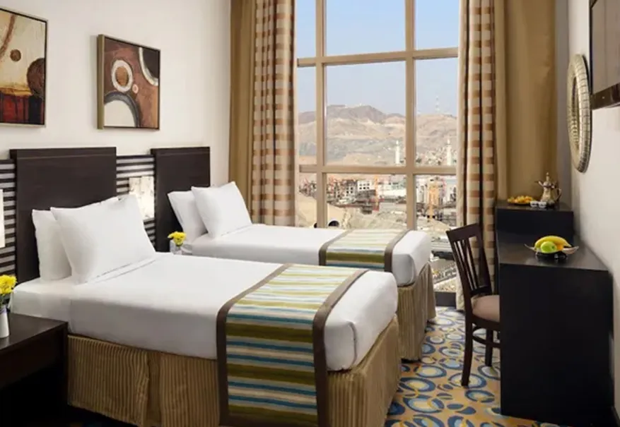 /media/umrah-images/room-with-2-single-beds%20%283%29.webp