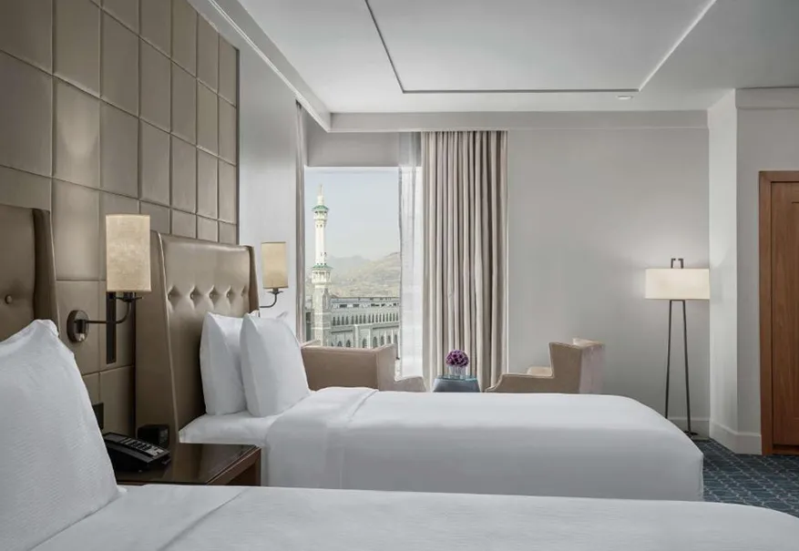 /media/umrah-images/room-with-2-single-beds%20%287%29.webp
