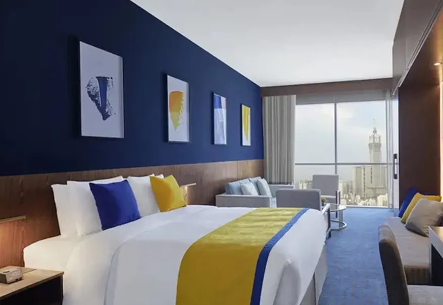 /media/umrah-images/room-with-double-bed%20%284%29.webp